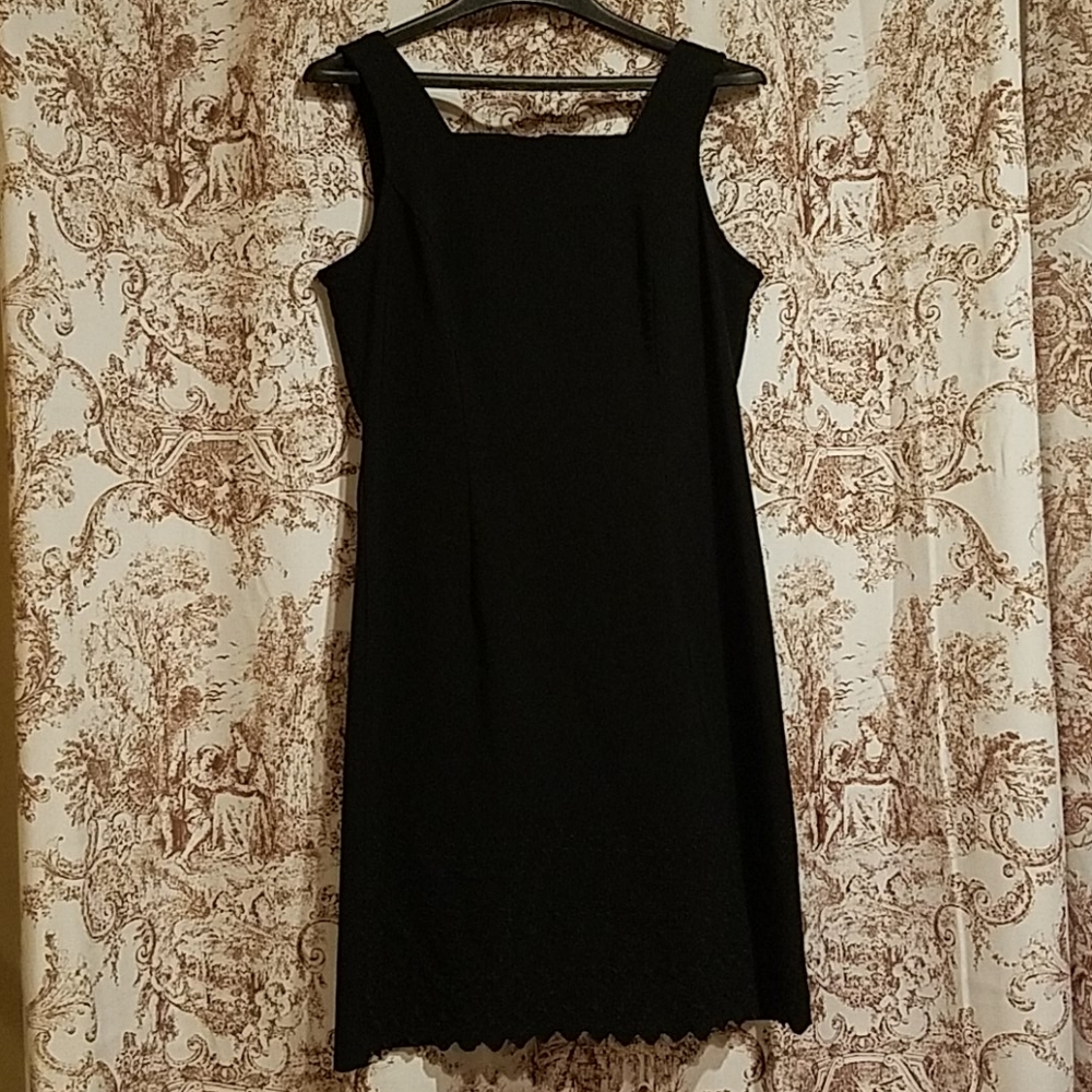 Black scallop hem dress